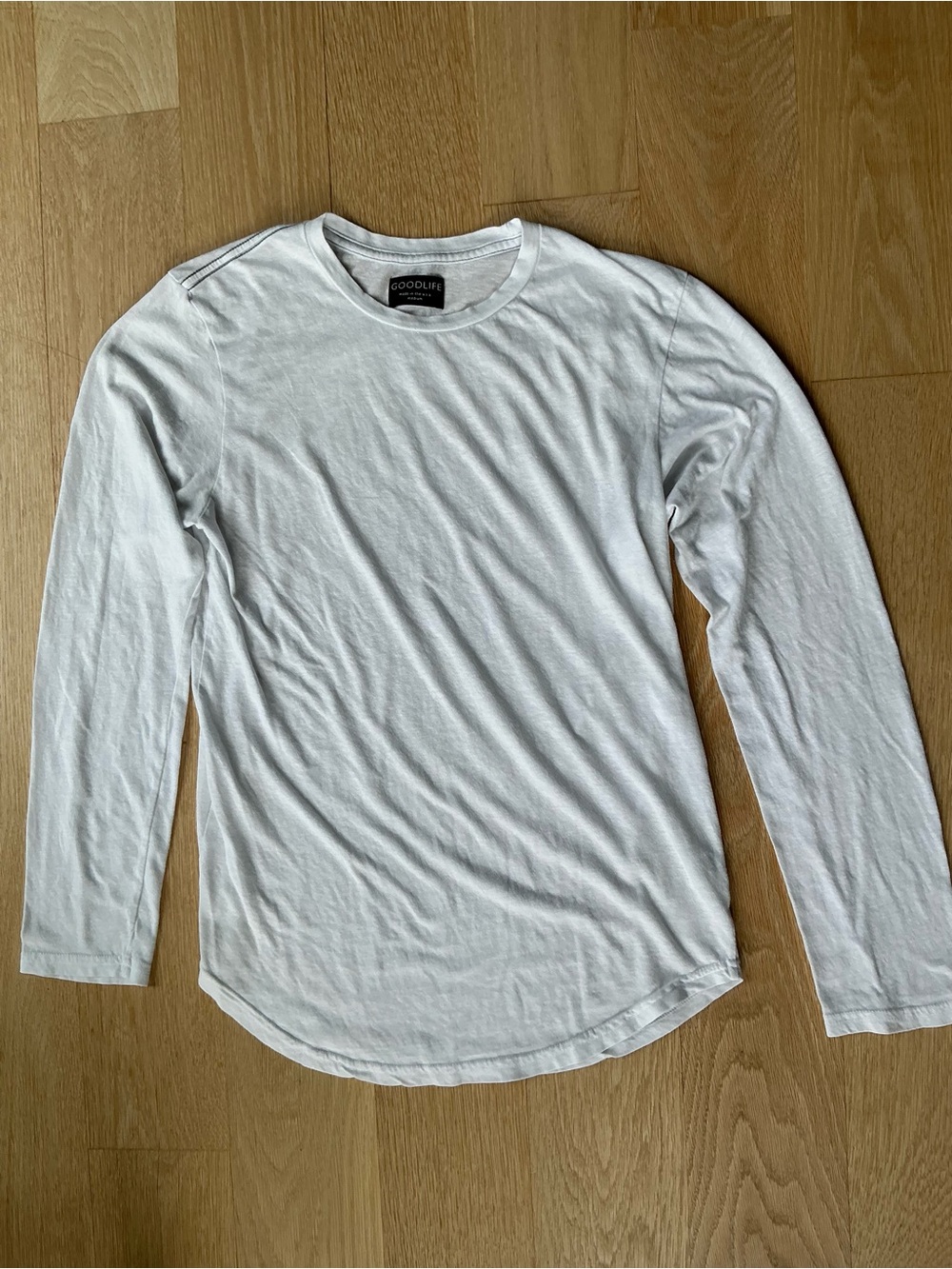 Goodlife Tri-Blend Scallop Long Sleeve T-Shirt Lightweight White Men’s Medium